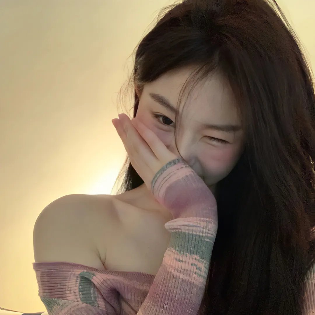 穿黄靴子的女孩